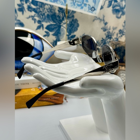 🆕 CELINE 🧿 NIB CL40235U 16A Metal Triomphe Oval Sunglasses, Silver & Smoke - Picture 7 of 16